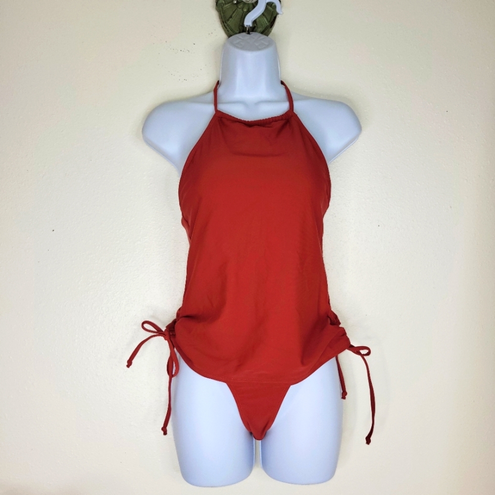 Beachsissi 2 piece bathing 🩱 suit. Size small.